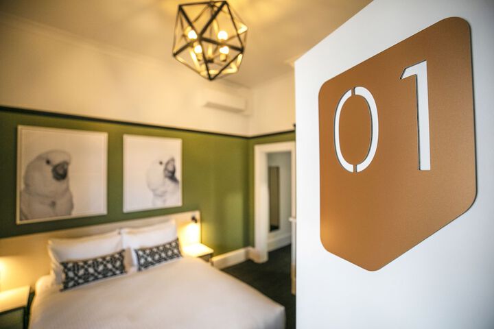 Room 5 of 30