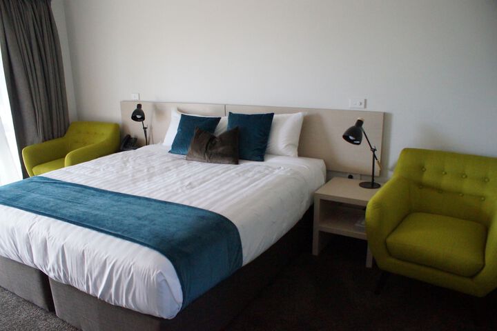 Room 7 of 75