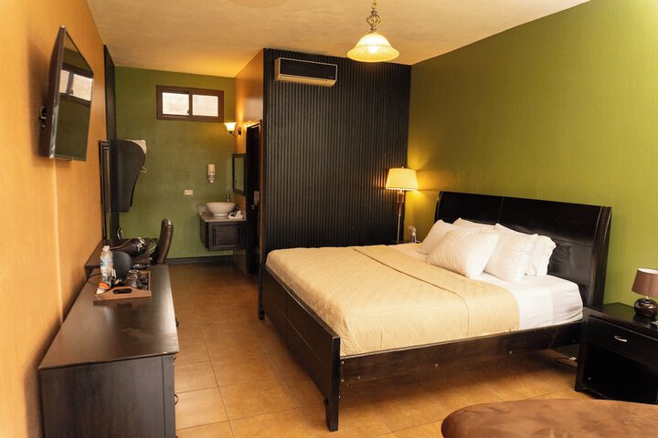 Room 14 of 43