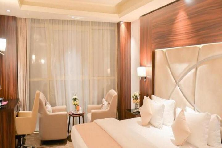 Room 20 of 51