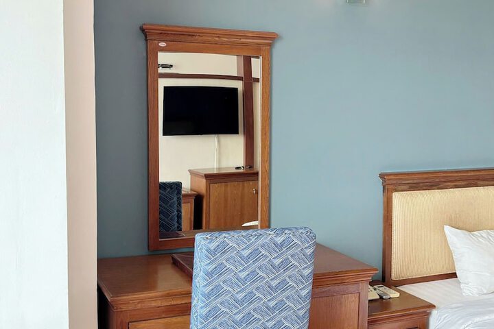 Room 7 of 41