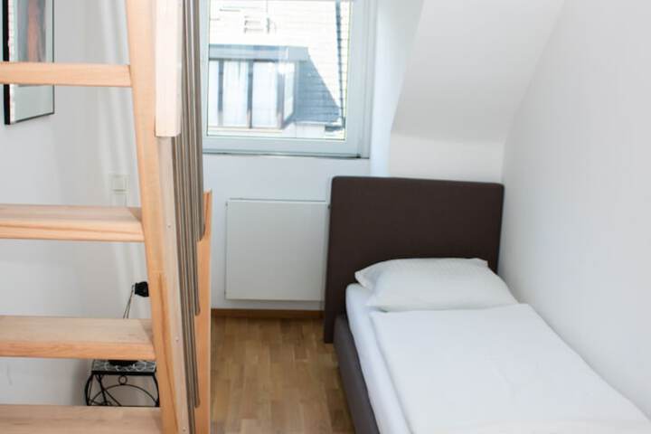 Room 16 of 57