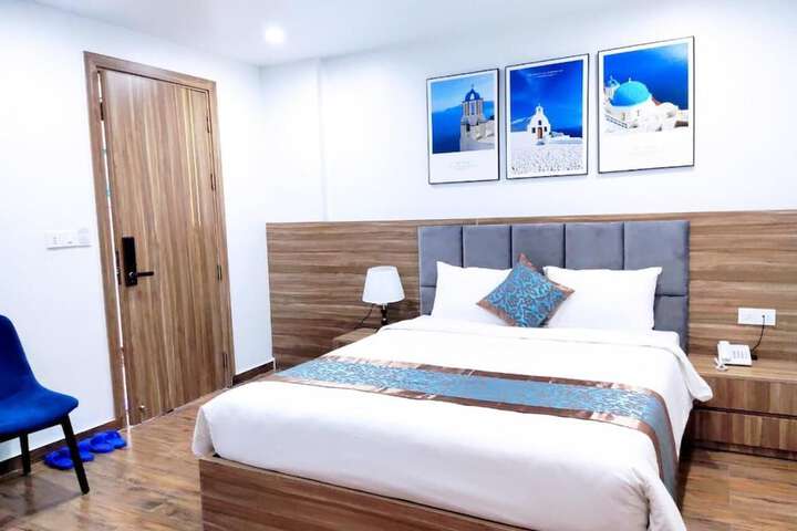 Room 18 of 29