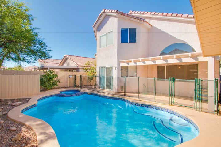 Pool 7 of 16