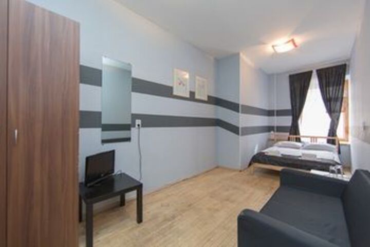 Room 51 of 84