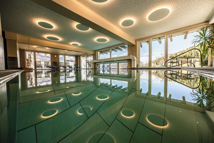 Pool 24 of 85