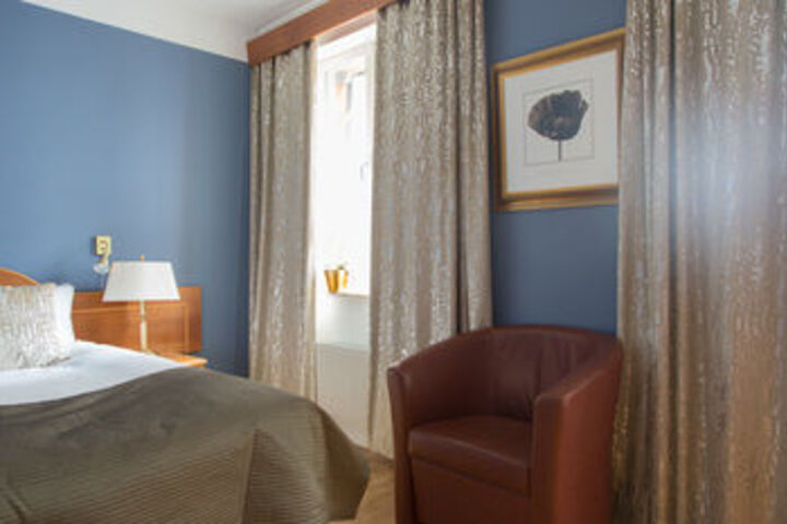 Room 25 of 50