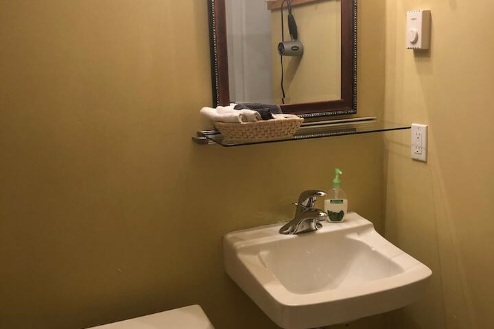 Clean Restrooms