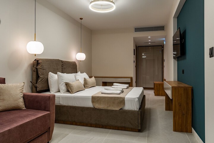 Room 4 of 59