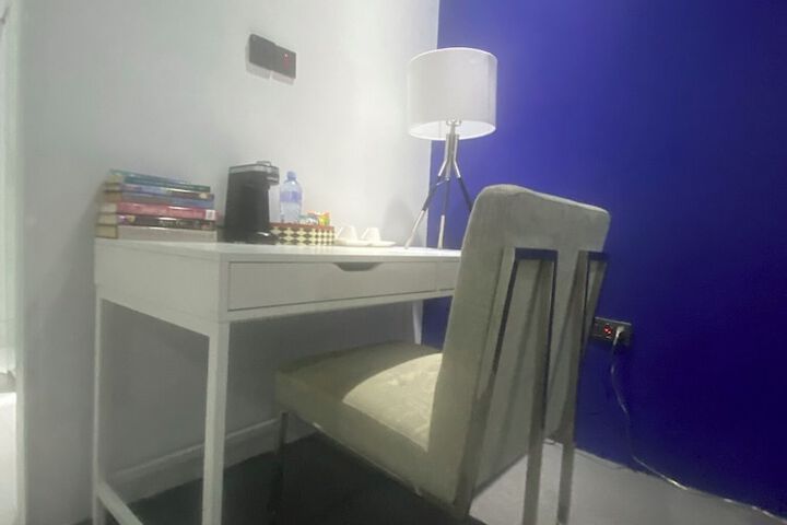 Room 22 of 68