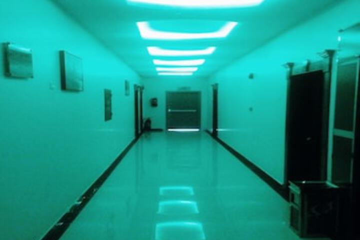 Ballroom/Hall 5 of 8