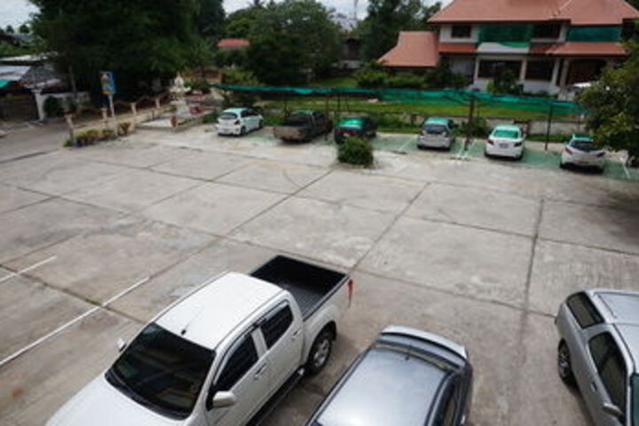 Property Grounds 23 of 26