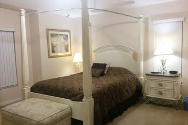 Room 28 of 37