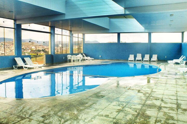 Pool Hotel