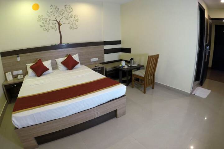 Room 6 of 22