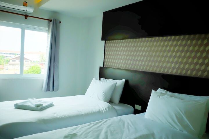 Room 4 of 29