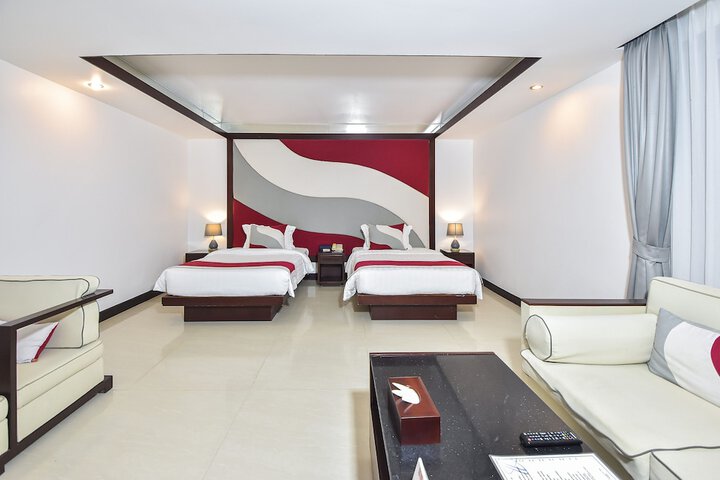 Room 27 of 177