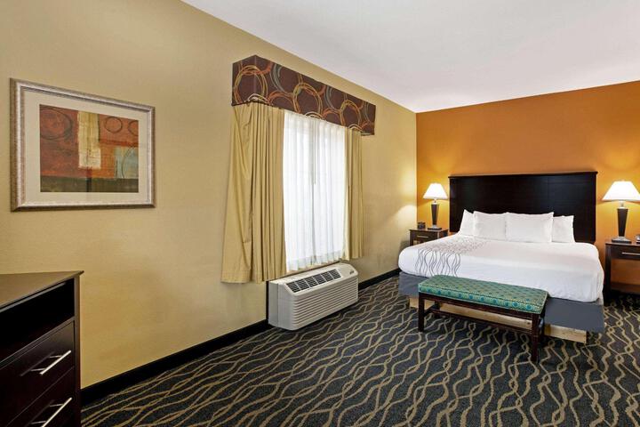 1 King Bed Accessible Room Roll in Shower (1 of 20)