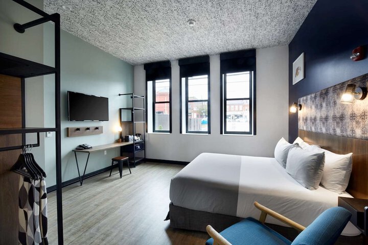 1 King Deluxe Room (3 of 23)