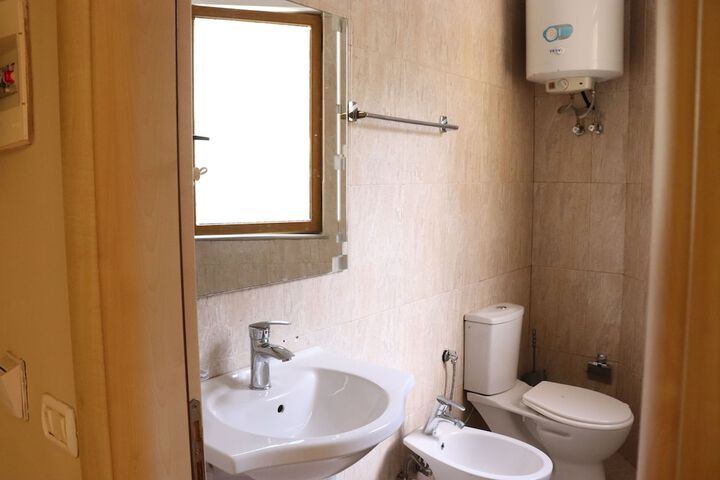 Room 20 of 27