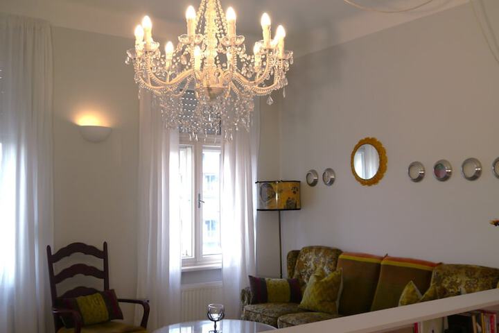 Room 15 of 53
