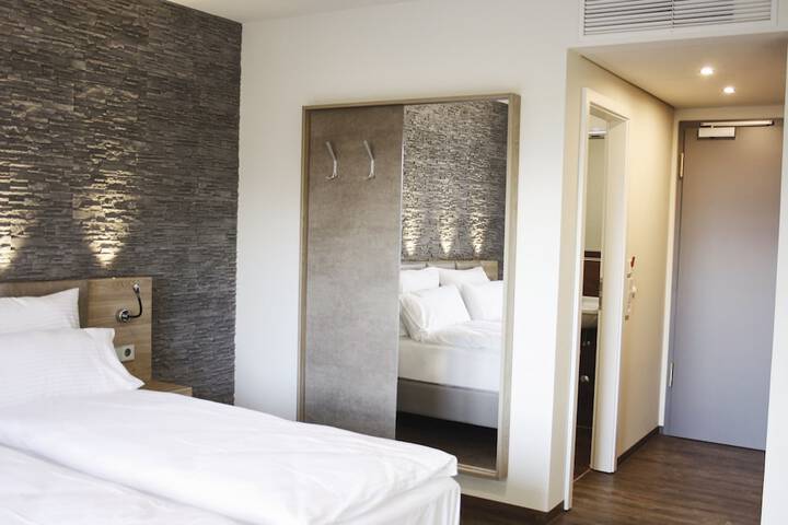 Room 3 of 11