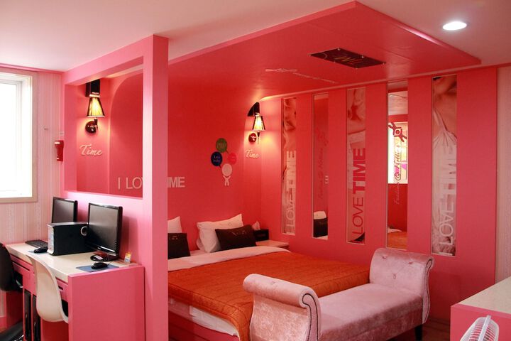 Room 39 of 84