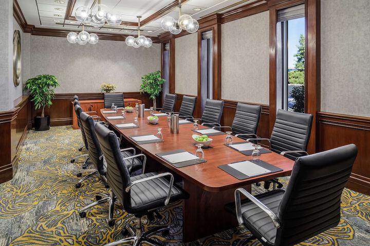 Meeting facility