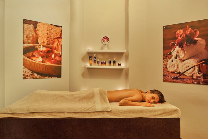 Spa 42 of 65