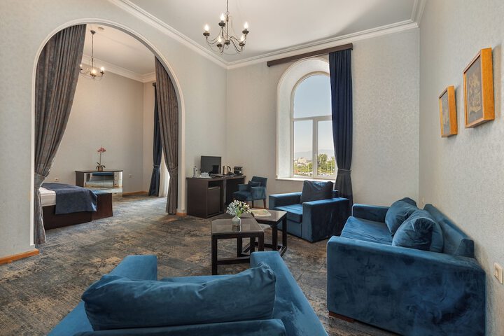 Room 20 of 71