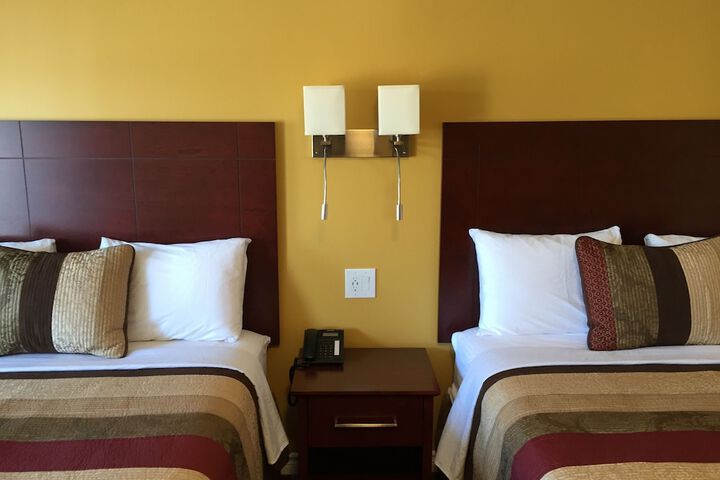 Room 9 of 62