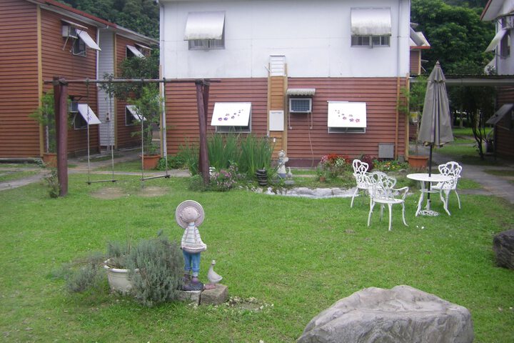 Hotel Exterior 38 of 43
