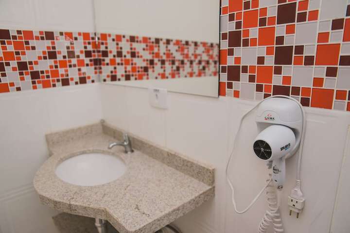 Room 115 of 146