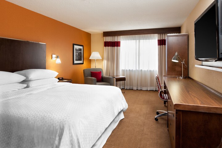 Room 11 of 27