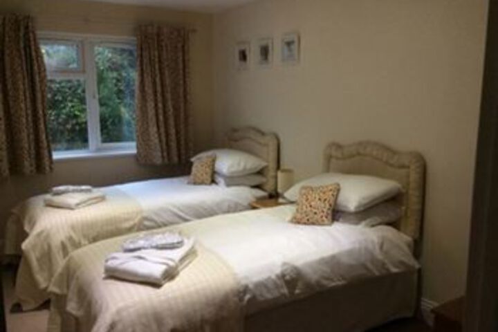Room 8 of 14