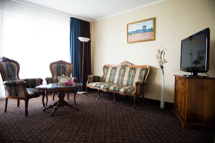 Room 6 of 59