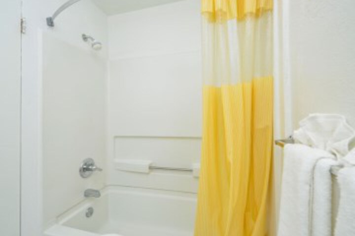 Room 3 of 22