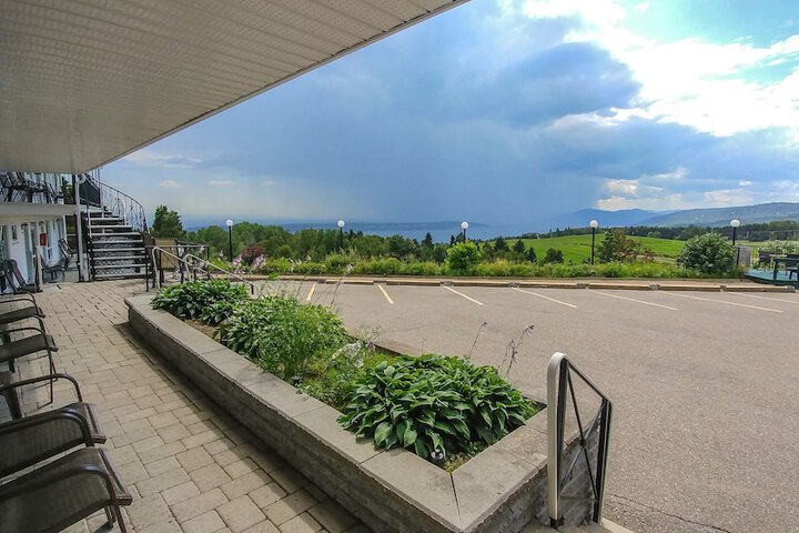 Property Grounds 190 of 226