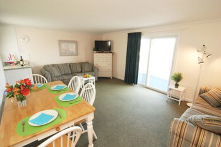 Room 46 of 156