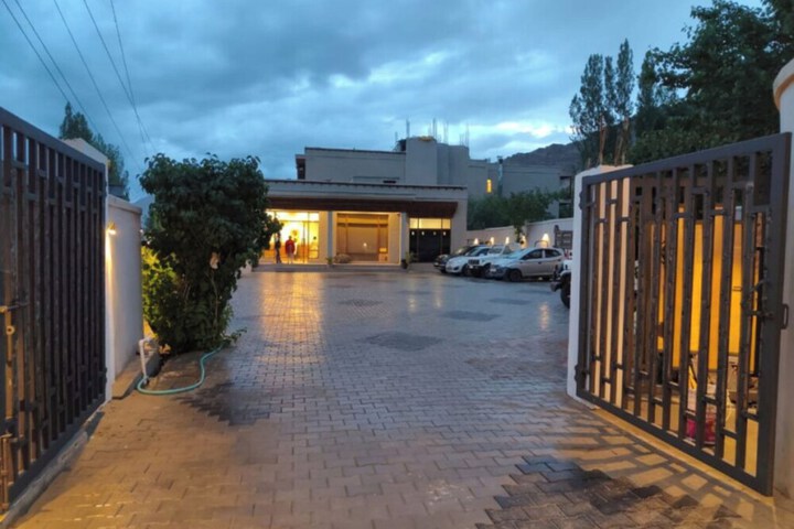 Hotel 2 of 35