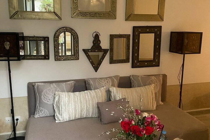 Room 6 of 65