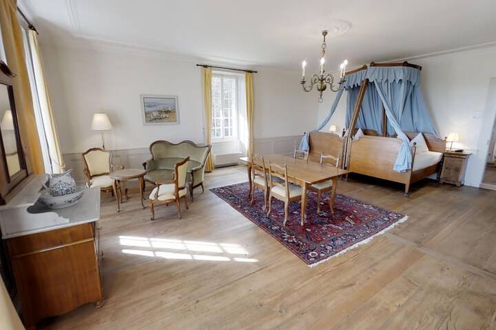 Room 20 of 27