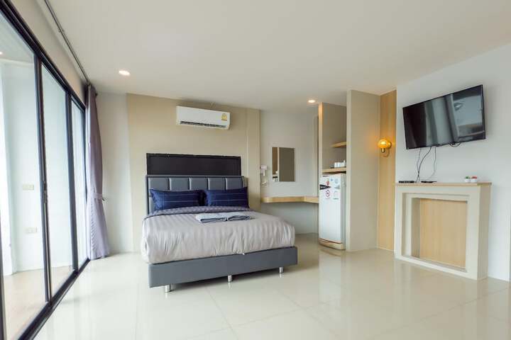 Room 7 of 57