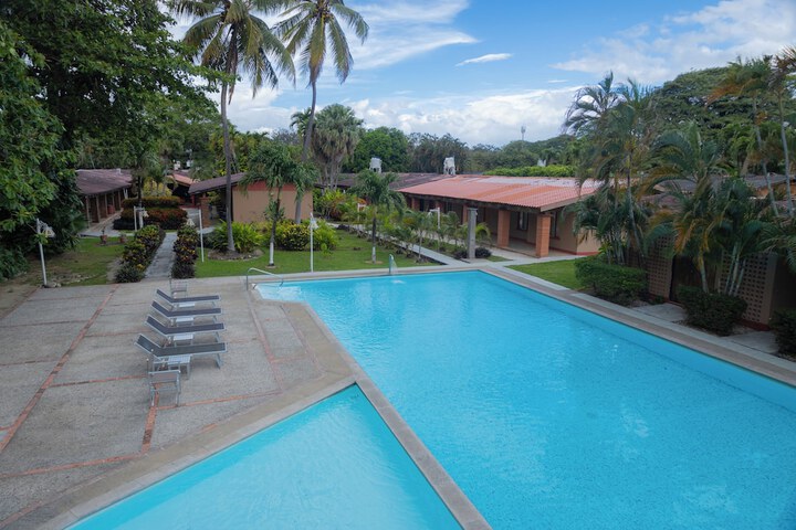 Pool 19 of 38