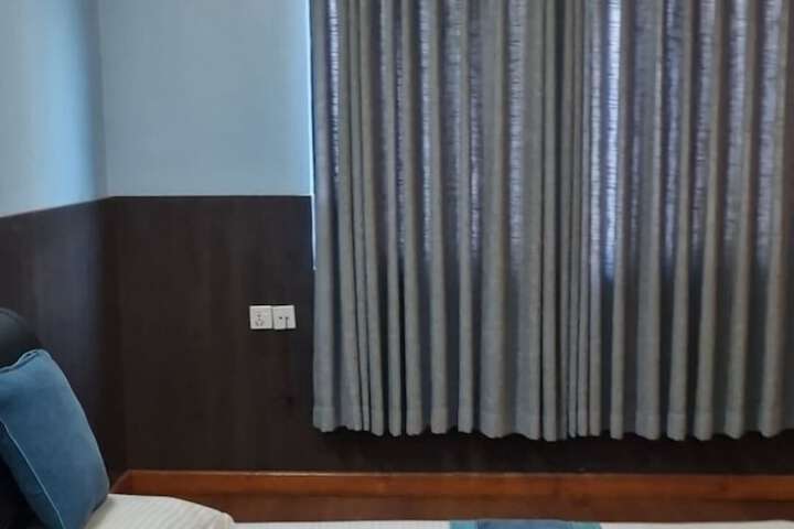 Room 2 of 46