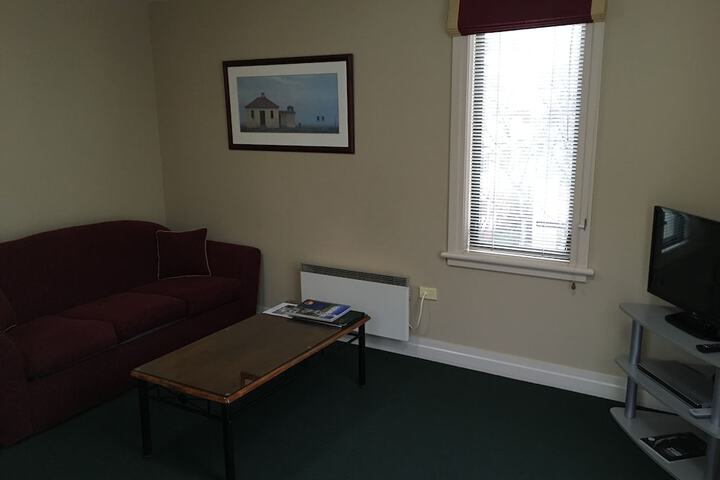 Room 34 of 66