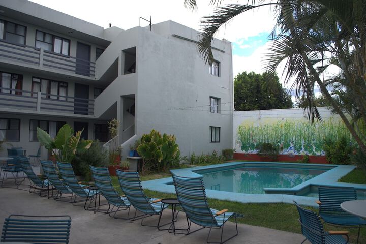 Pool 31 of 38