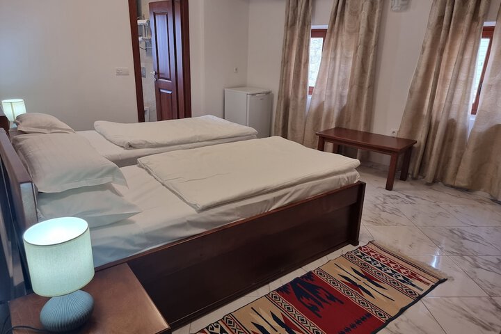 Room 13 of 263