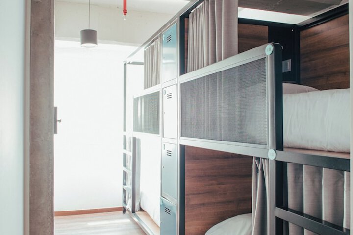 Room 51 of 108
