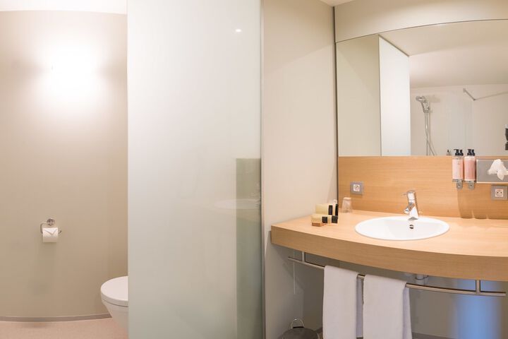 Clean Restrooms